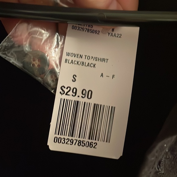 NWT Black button down shirt - Picture 4 of 4